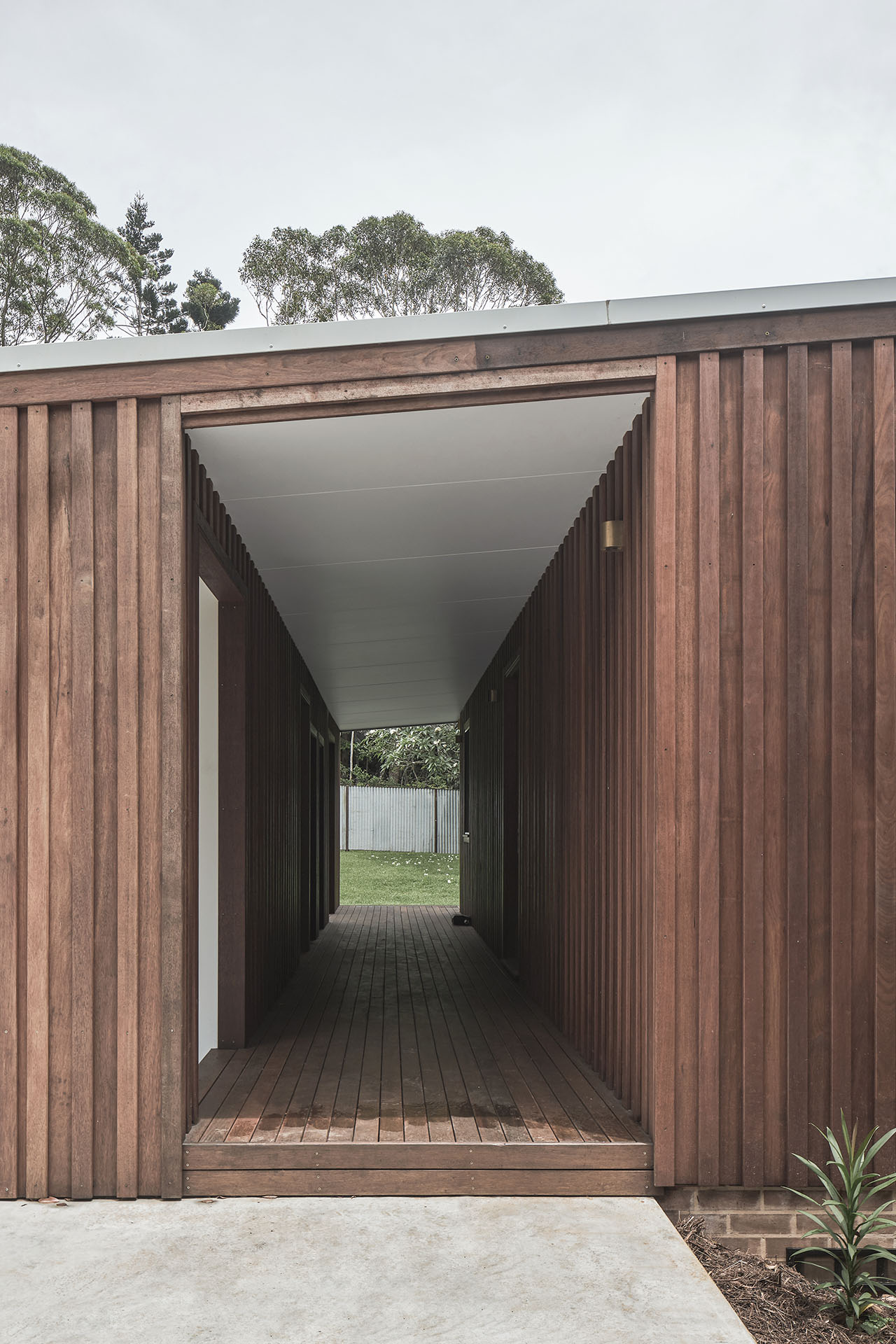 Caretakers Cottage by Source Architects, architectural photograph 4