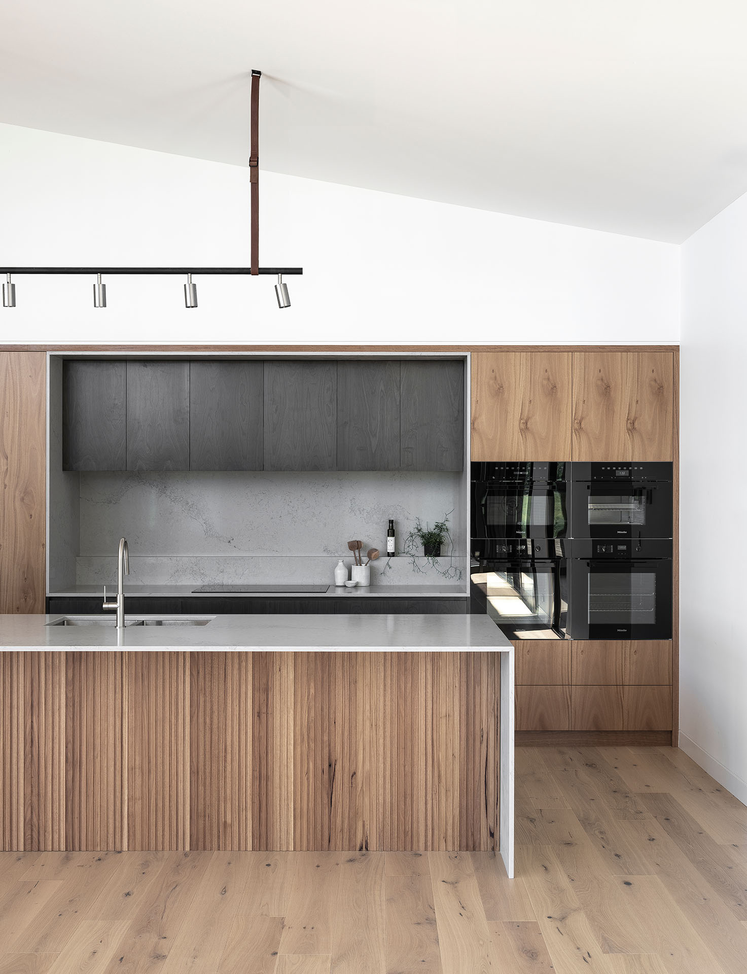 Q House by Source Architects, architectural photograph 7