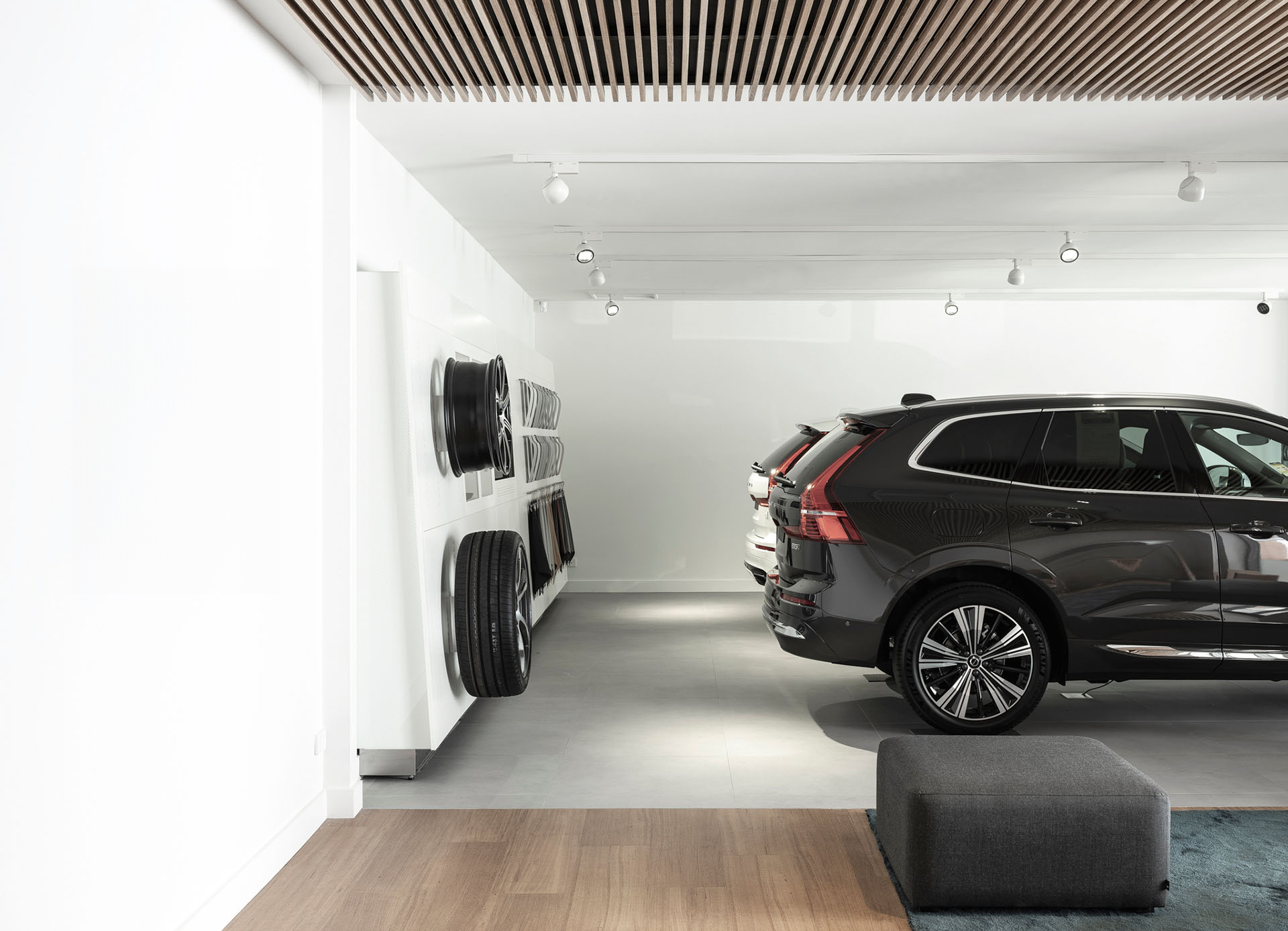 Volvo Central West by Source Architects, contemporary architecture project
